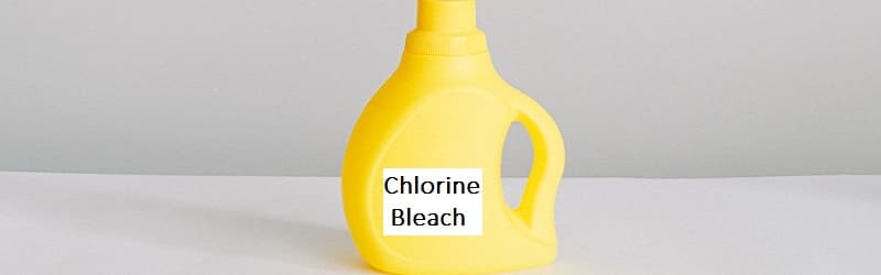 Yellow bottle of chlorine bleach